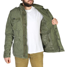 Load image into Gallery viewer, Superdry - M5010351A