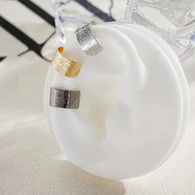 Load image into Gallery viewer, 5/15 Pcs Set of Hollow Leaf Design Clip on Earrings, Zinc Alloy Jewelry Simple Punk Style Personality Female Ear Decor
