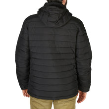 Load image into Gallery viewer, Superdry - M5010201A
